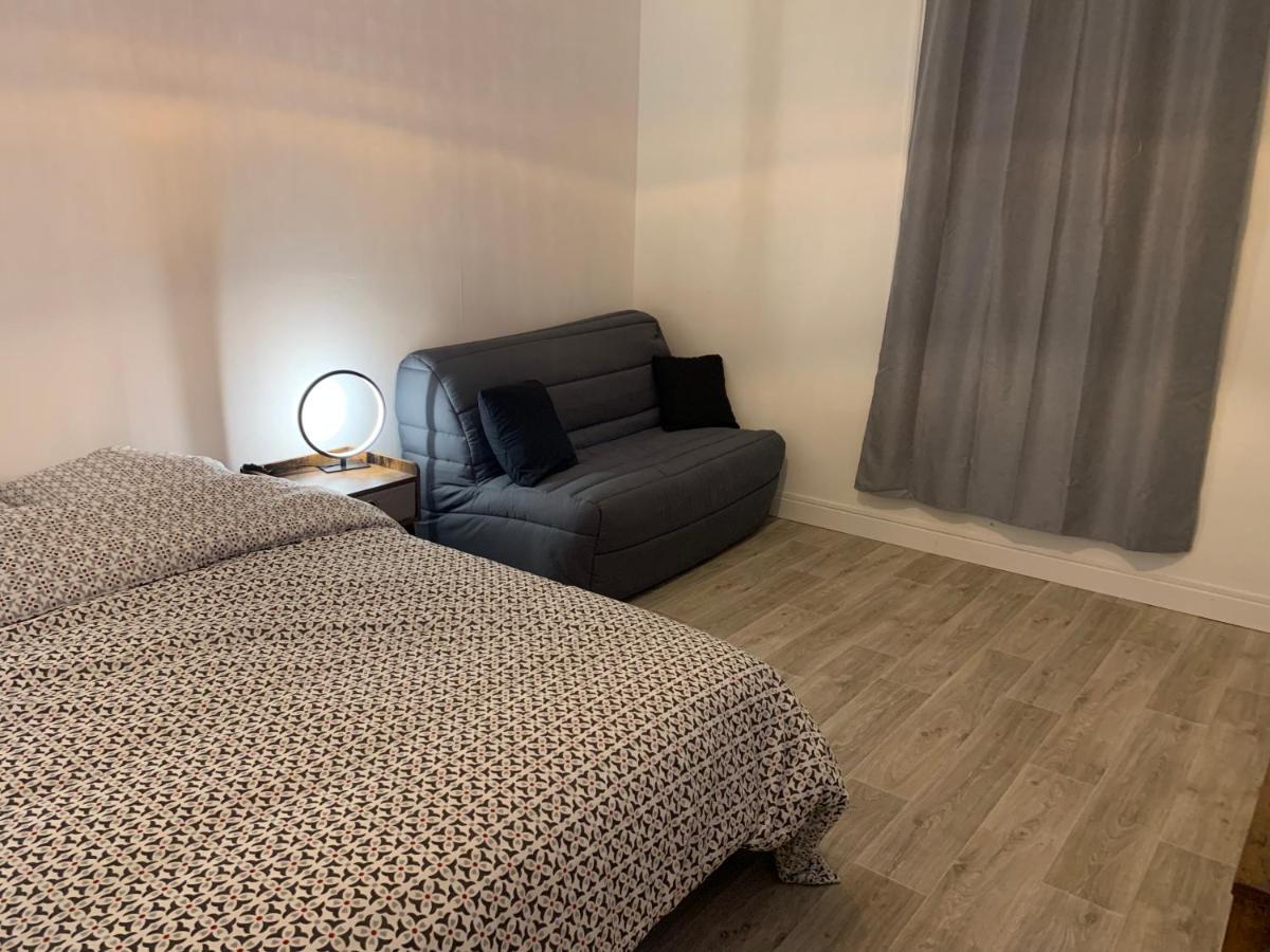 Le Familial: Cozy Double With Netflix And Private Parking Apartment
