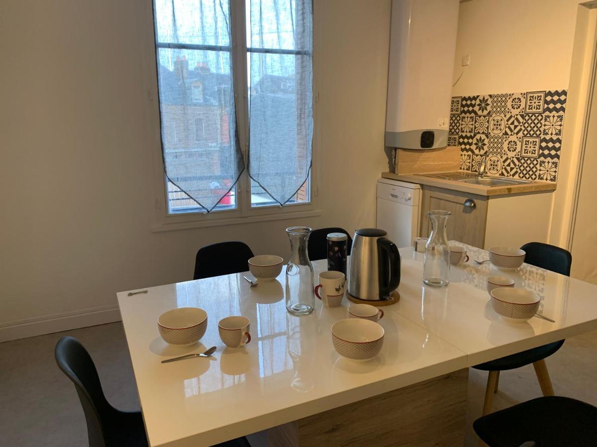 Le Familial: Cozy Double With Netflix And Private Parking Apartment *