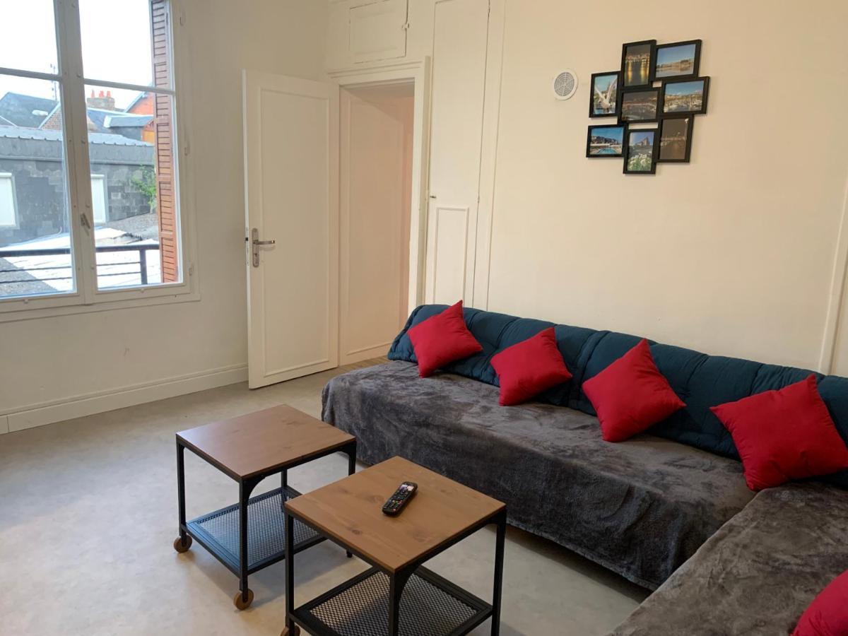 Apartment Le Familial: Cozy Double With Netflix And Private Parking *